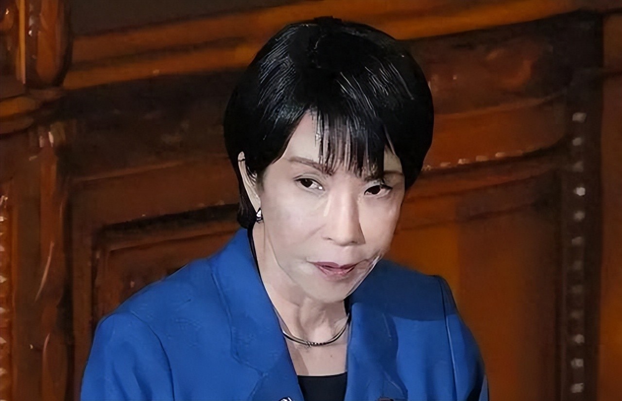 高市惨遭逼宫，致电中方没人接！天灾人祸接踵而至，日本要变天了