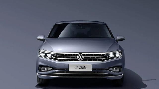 13万买迈腾，12万入英仕派，凡尔赛补贴5.6万！合资开年就火并？