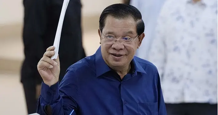 多年好友变仇人，洪森父子已无路可走？中国尽力了