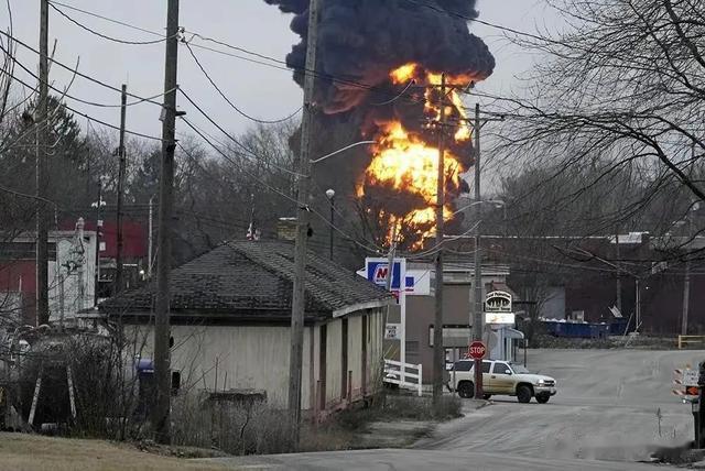 一场大爆炸，让全世界见识到了美国的舆论控制能力，果然好自由