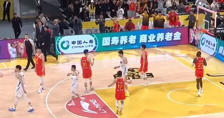 广东险胜，广厦双杀北京，CBA最新排名：广东第2，1到5仅差1分