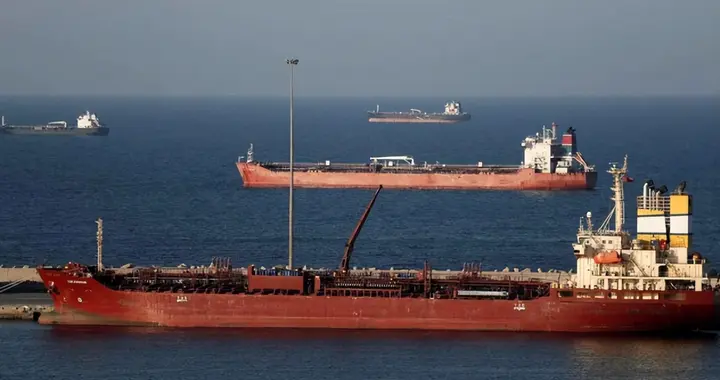 西方百思不得其解，中东石油一桶都运不出来，中国还能稳坐钓鱼台