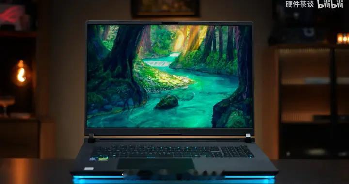 笔记本屏幕追上专业显示器？ROG枪神10 Plus超竞版实测表现超夯