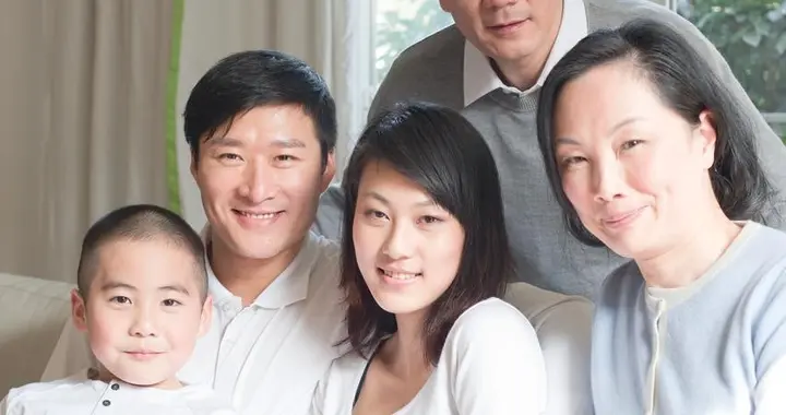 很多家庭走向破裂，往往不是穷，而是父母“这张嘴”出了问题