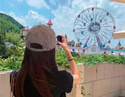 一个女人从来不换微信头像，十有八九是以下4种人