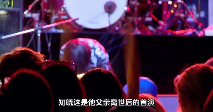 谢霆锋青岛演唱会，谢贤离世后首场公开演出