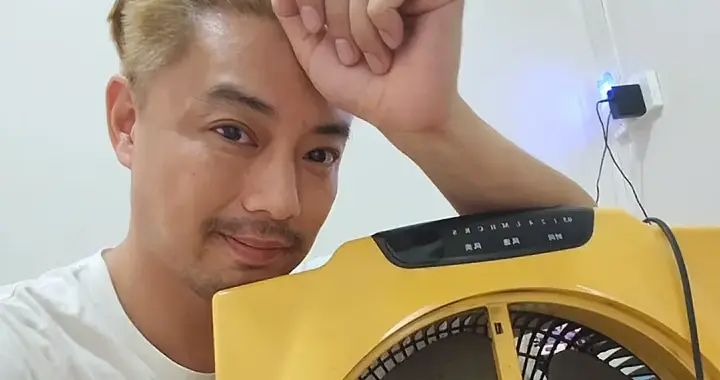20年未踏足！知名港星搬回广州老宅3元修好旧家电，沾油污不在意