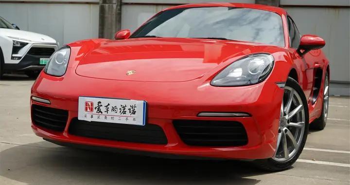 两个门的C级AMG不好找，四个轮的保时捷还不好找吗？