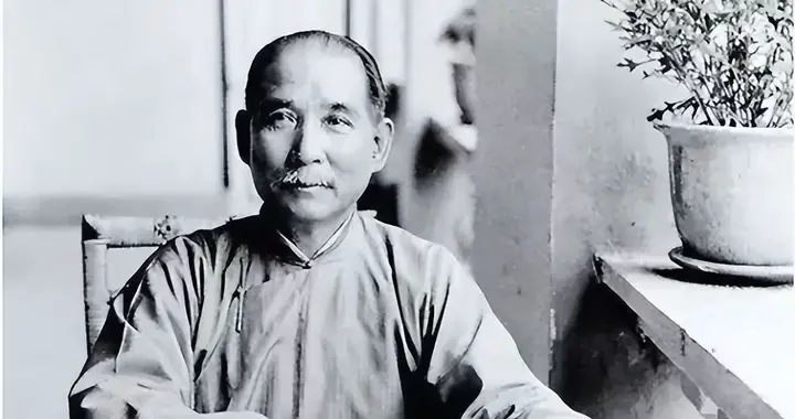 孙中山预言，中国若迁都到这三座城，则有望称霸亚洲，是哪三座？