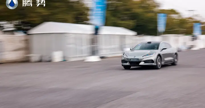 全新腾势Z9GT上海试驾启动，开启闪充出行新体验