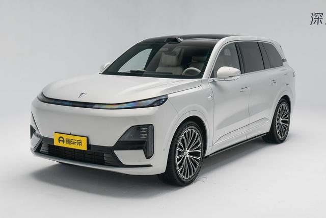 23.99万元起！深蓝S09开启预售，6座大型SUV！