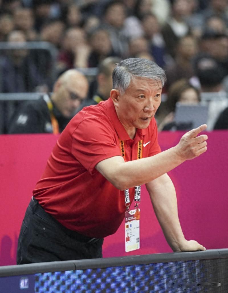 没了韩旭李月汝李梦，中国女篮的进攻体系，要彻底推倒重来了？