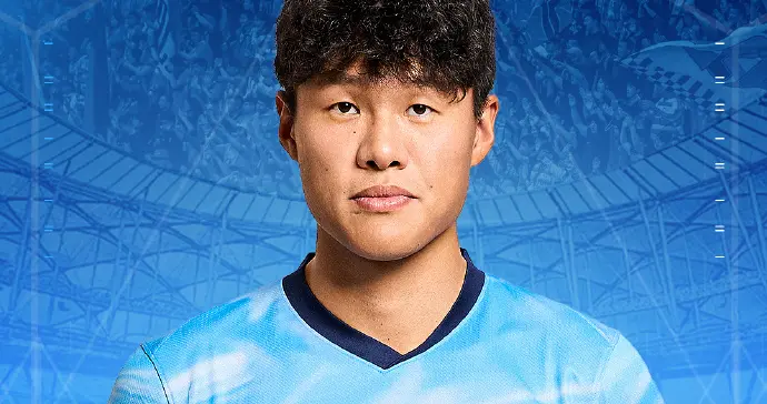 大连英博高薪从上港挖来李昂，如今却要走了，下一站是武汉三镇