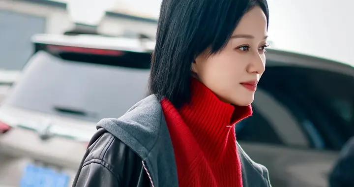 倪虹洁今日上班美照，这状态，说是少女都不为过