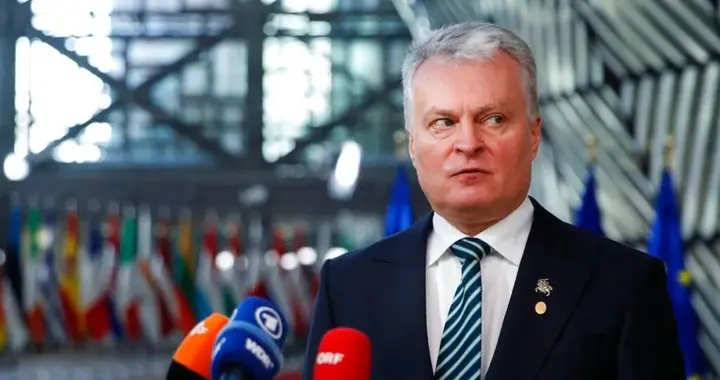 触碰中国底线有多严重？原油6小时变沥青，总统被拉黑失业率雪崩