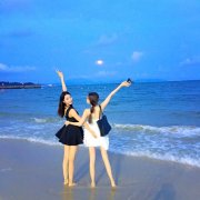 深圳就是深圳，新阿维塔12，才发布没几天，路上已经能见到了。<br ...