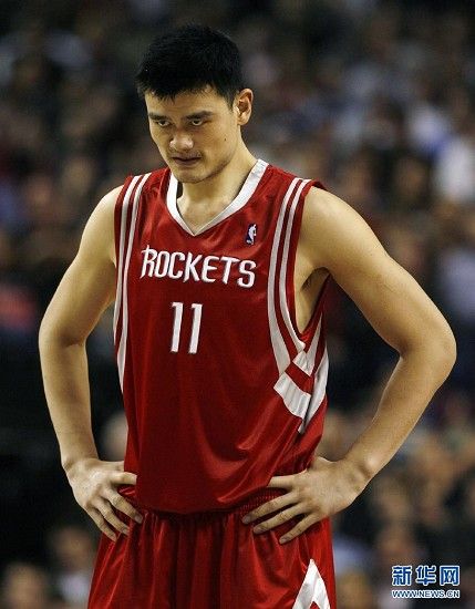 姚明：2米26的擎天之柱，中国篮球的世界名片