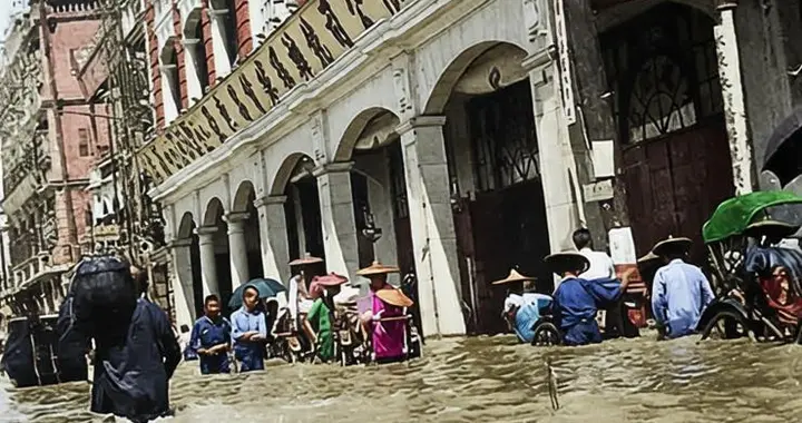 民国广州老照片：孙中山抵穗、水果市场、双门底书坊巷、四牌楼街
