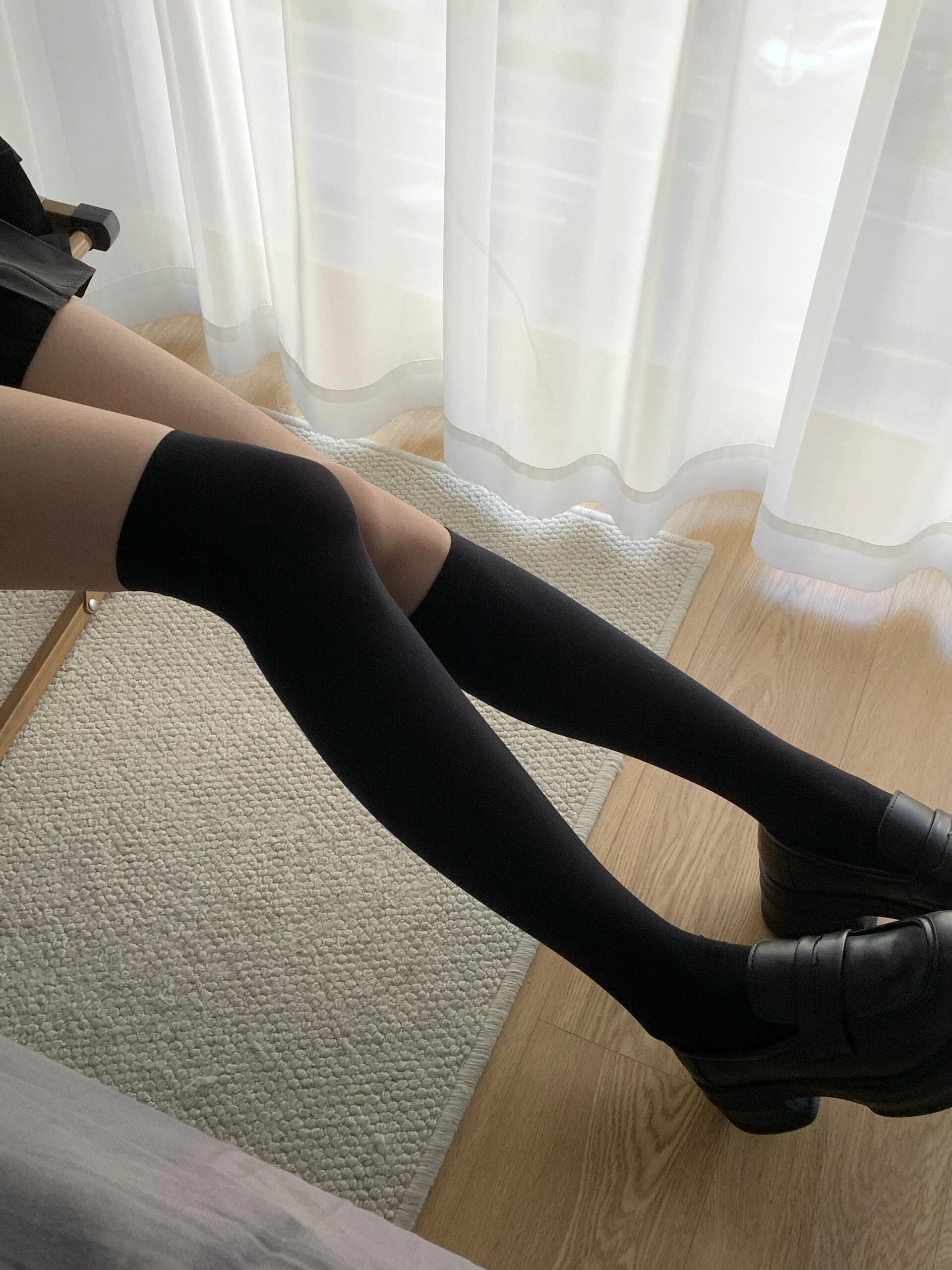 超级显瘦的小腿袜