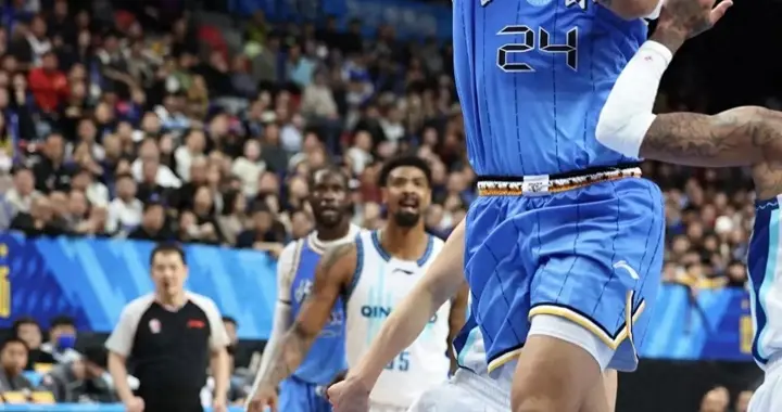 最大脓包找到！北京不敌青岛他8中1在梦游，许利民：不怕说三道四