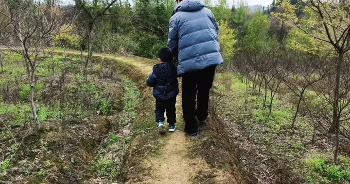 嫁了阿斯老公，养了自闭症儿子，别人看不懂我却甜到心里