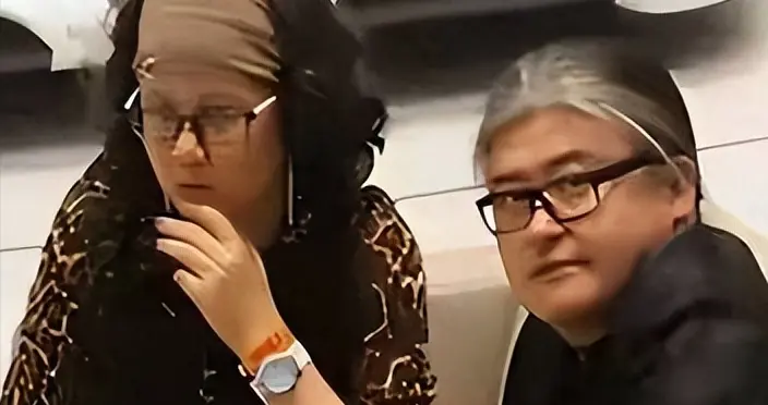 妻子曝刘欢真正死因！独女是诱因，错过5年抢救期，一度恶化致死