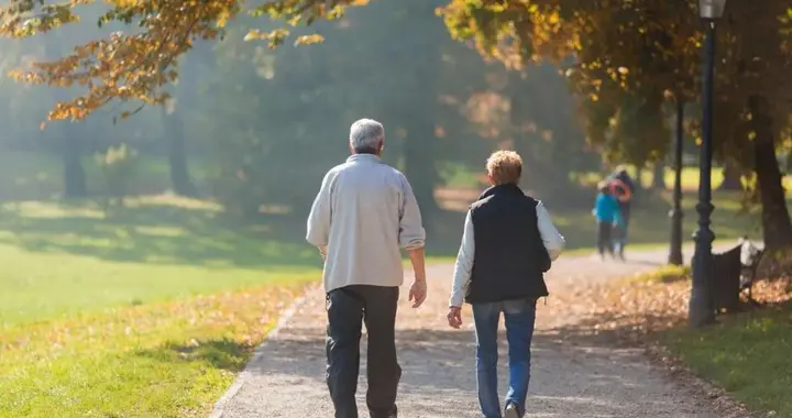 医生发现：能活过68岁的胃病患者，大多在确诊之后，做了这5件事
