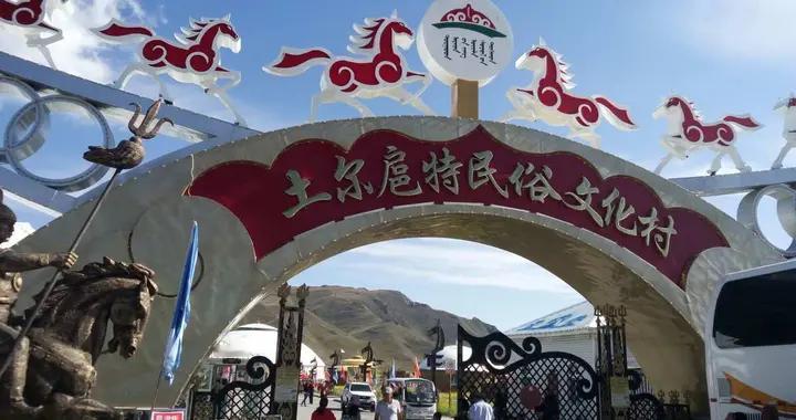 2025年1-12月巴音郭楞各地财政收入，库尔勒表现出色