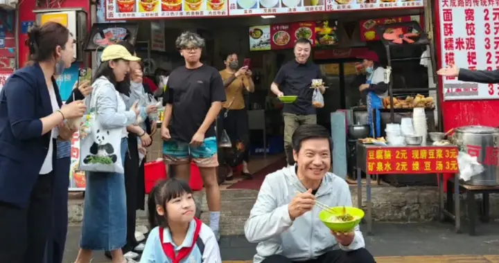 雷军武汉过早是作秀、提前约好？早餐店老板发声：完全不知道