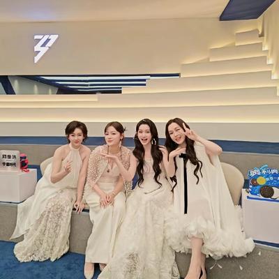 于是欣妍：乘风2026后台同框杀疯了！四