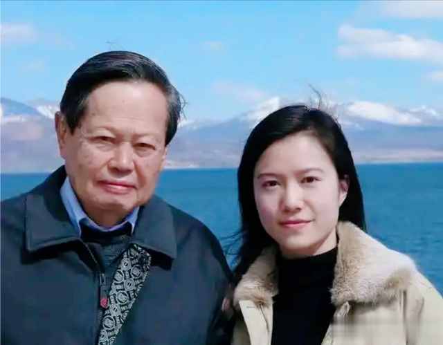 杨振宁的年薪到底有多高？知道真实数据后，你会发现杨老有多伟大