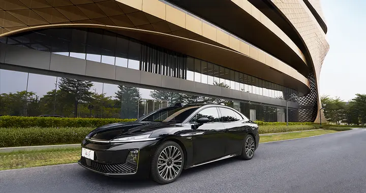95% 概念车还原！昊铂 A800 智驾底盘皆顶尖