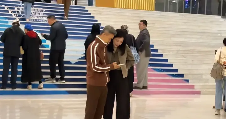 婚变风波后，王石与小娇妻首次同框，15年恩爱终究走到了这一步？