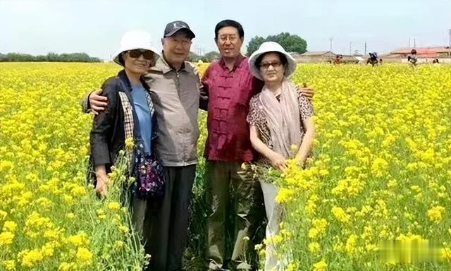 马上停止佩戴这东西，辐射超标112倍，白送都不能要，家里有的赶紧扔掉