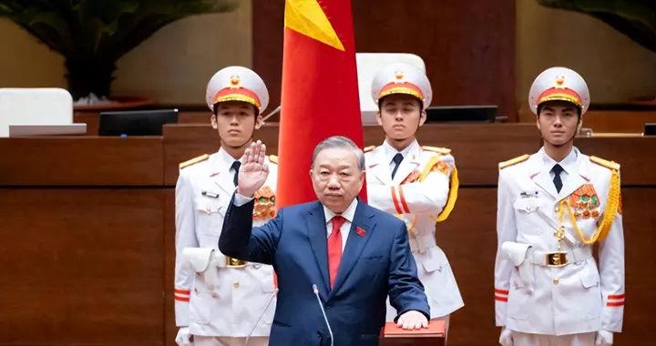 不比不知道，一比吓一跳！苏林回国后很焦虑：原来我们落后这么多