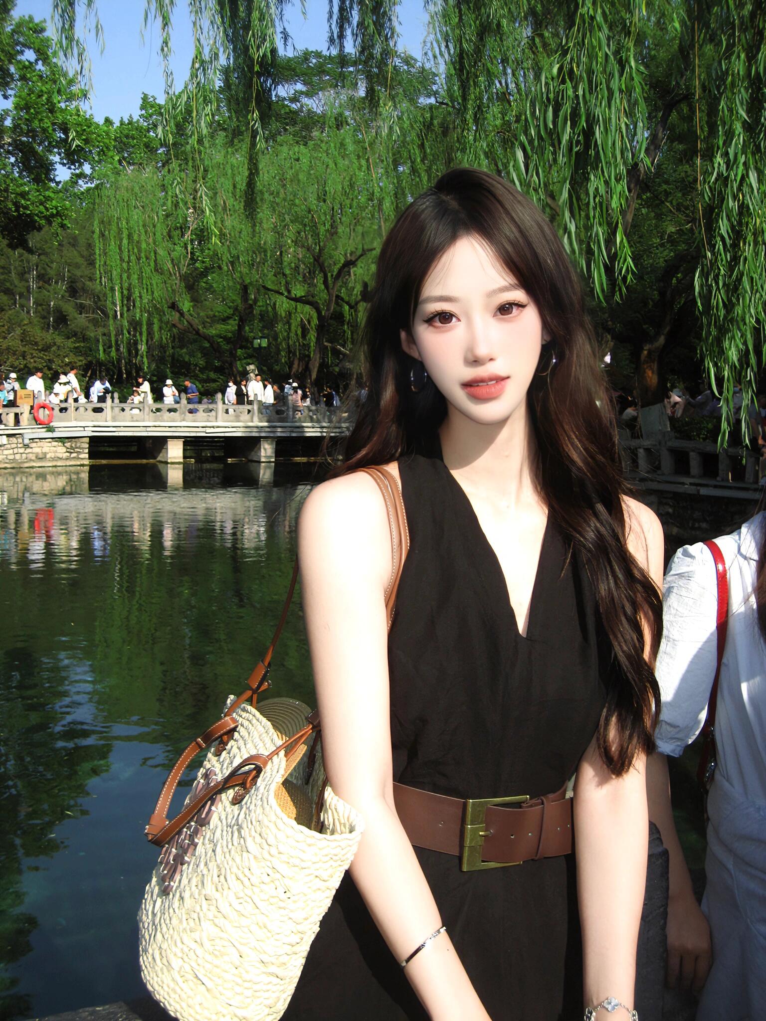 夏天怎么能不穿显瘦的仙女裙呢