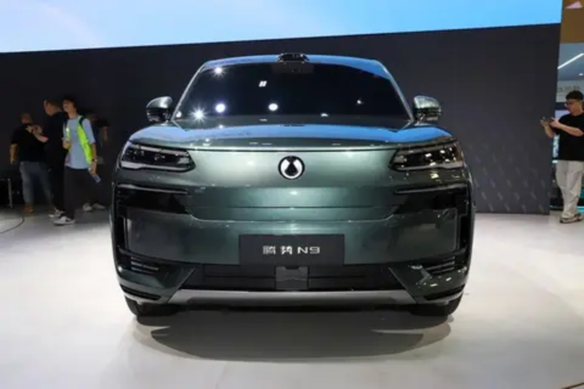 车长接近5米3，全新大型SUV，腾势N9首发亮相广州车展
