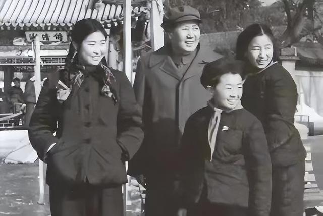 毛泽民发妻得知其有后代，找到改嫁后的朱旦华：希望远新恢复毛姓