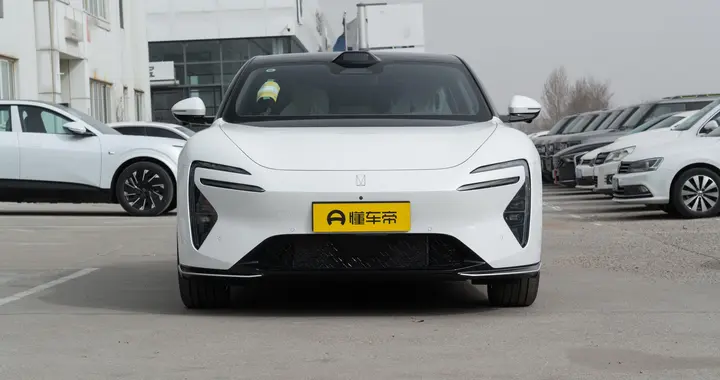 阿维塔06试驾：18.99万起，鸿蒙座舱+192线雷达，这台国产车太卷