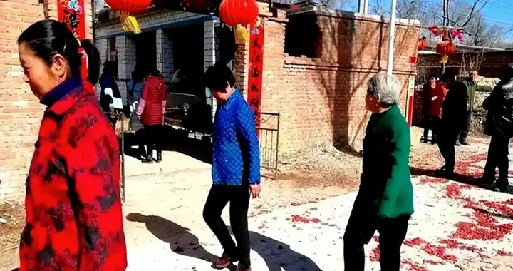 农村再过10年，比房比车都没用！手里捏着这3张底牌的 才是真赢家