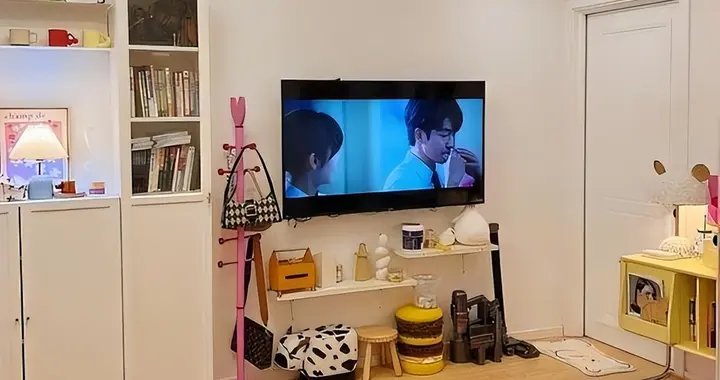 杭州24岁女孩,贷款百万买下36㎡"老破小",改造后,清新又温馨