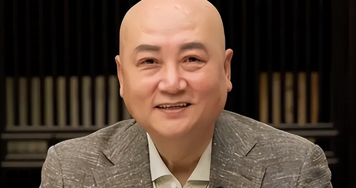 迟重瑞不再隐忍！坦言和陈丽华结婚真相，难怪550亿遗产一分不要