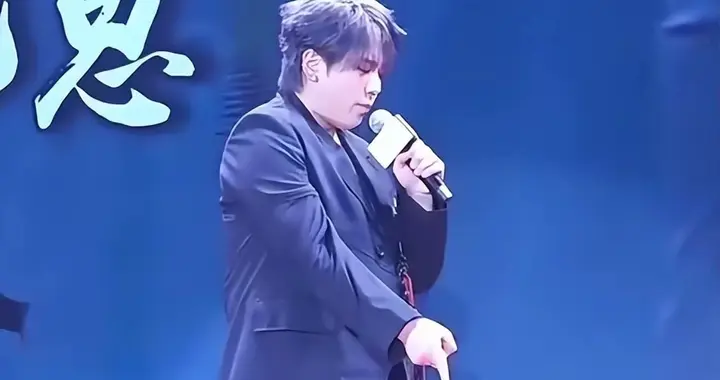 “亚洲第一帅”有“亿点”胖，身材走样的姜涛，为何人气爆棚？