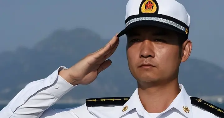 中国五大战区谁是第一？解放军这把尖刀一出手，台独看了都腿软！