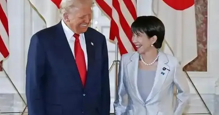从谄媚特朗普到吓懵李在明，高市早苗凭一己之力让日本沦为笑柄