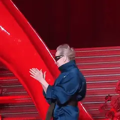 夜伴人物：海瑟薇来上海了，为了宣传新戏也