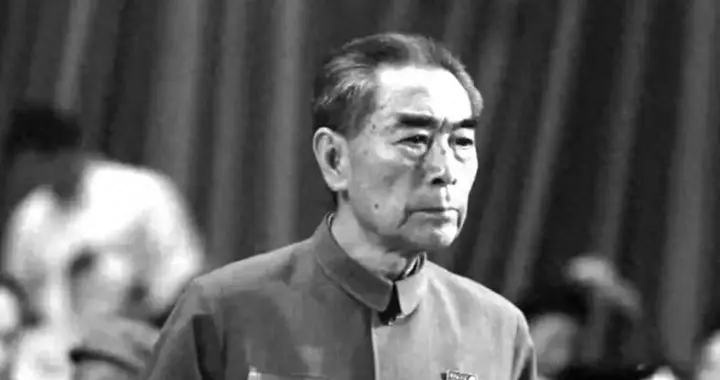 周恩来一生最亲近的4位将帅：除了朱德、陈毅，另外的两位是谁？