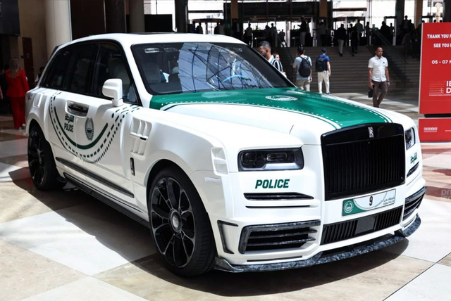 车讯盘点：库里南警车、中资复活西班牙老牌车企等资讯
