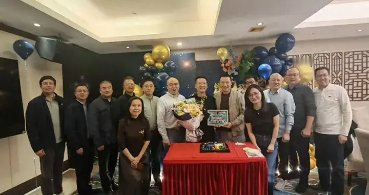 华为智界CEO官宣，智界V9纯血鸿蒙智享高端出行