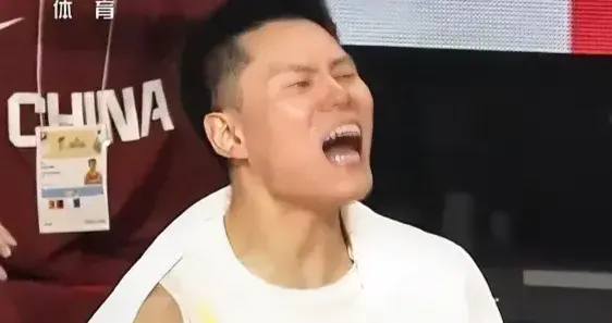 随着中国队87-80日本队！诞生五大难以置信，第三节疯狂逆转！